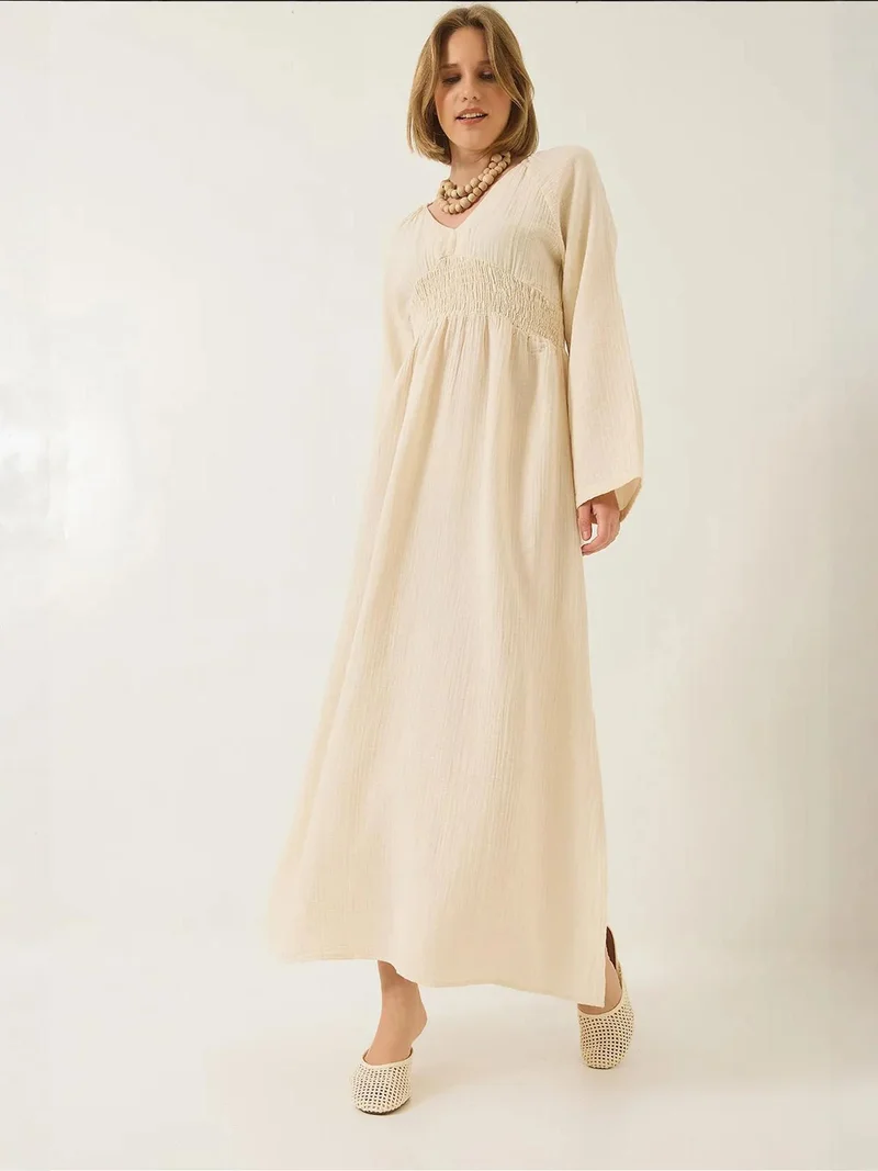 بيانكو لوتشي فستان ميدي بياقة على شكل حرف  من لوتشي بخصر مطاطي