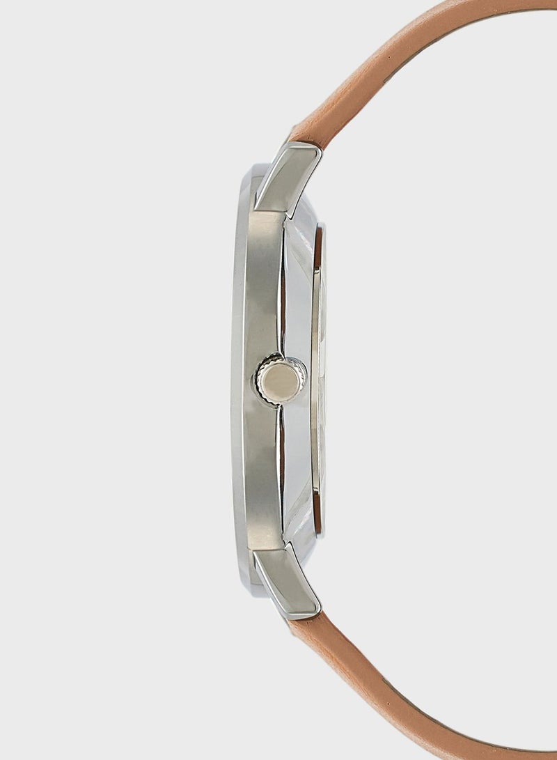 كاسيو ساعة أنالوج بسوار من البولي يوريثان - Image 3