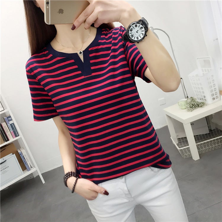 Black And White V-Neck Striped Short-Sleeved T-Shirt Women'S Summer Retro All-Match Chic Top Design Sense Slim Shoulder T-Shirt - Image 3
