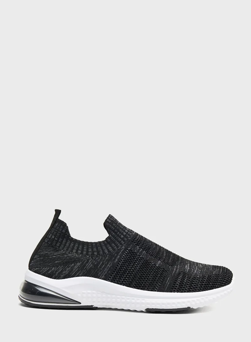 shoexpress Casual Low-Top Sneakers