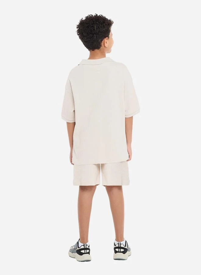 فكتور اند جين Victor And Jane Boys Textured Polo T-Shirt and Patch Detail Shorts Set