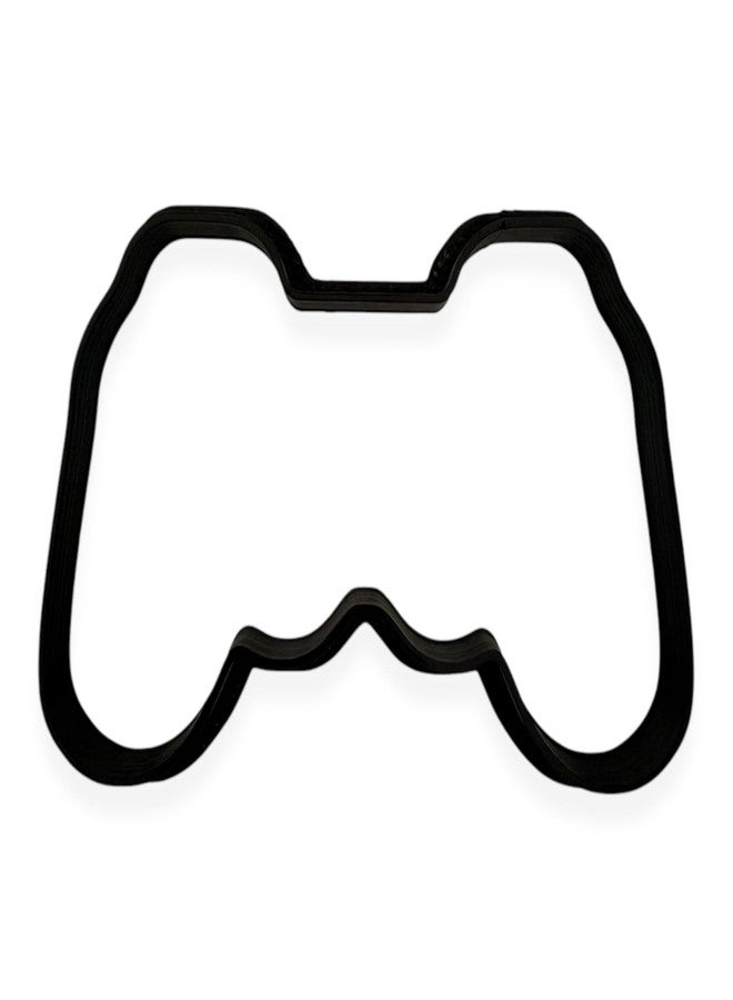 Bundle of Fun قطاعة بسكويت على شكل وحدة تحكم ألعاب بتصميم سهل الضغط (4 بوصة) - Image 1