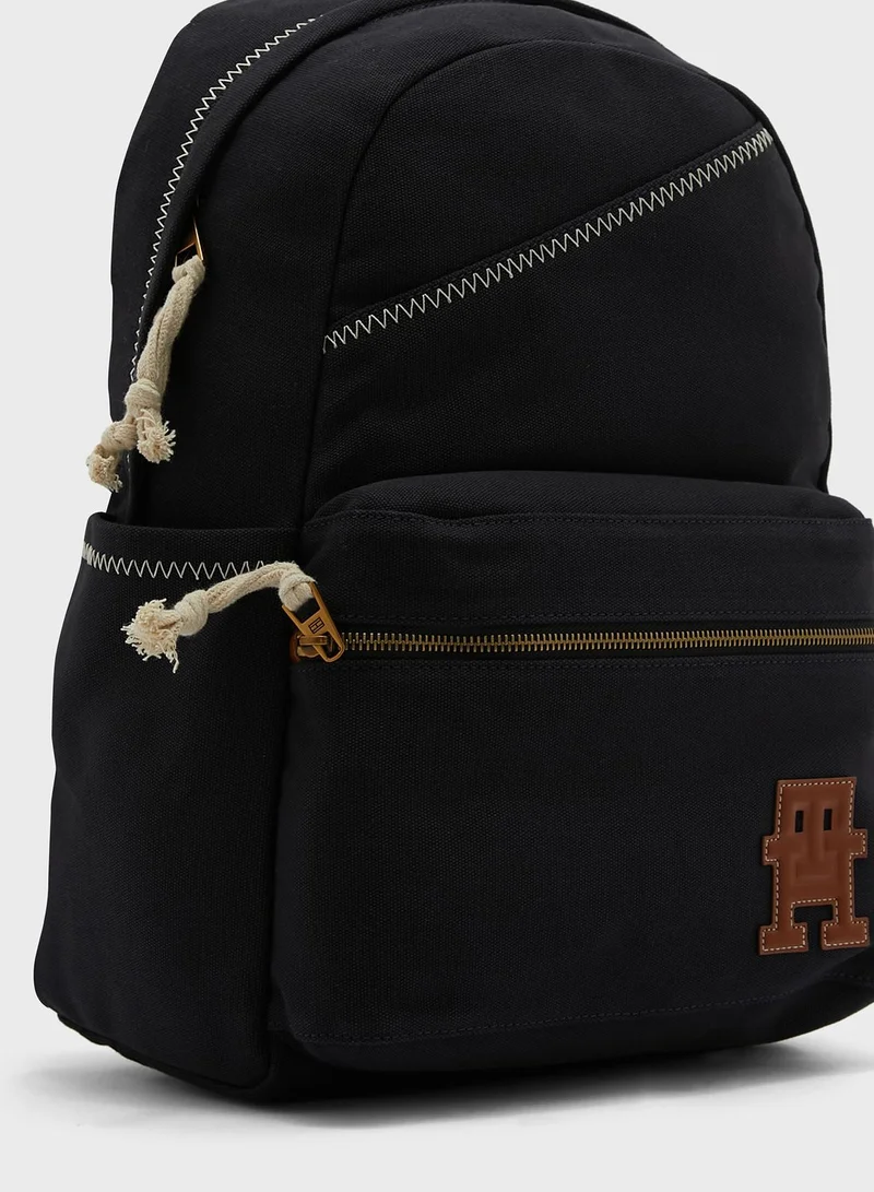 TOMMY HILFIGER Coastal Prep Flap Backpack