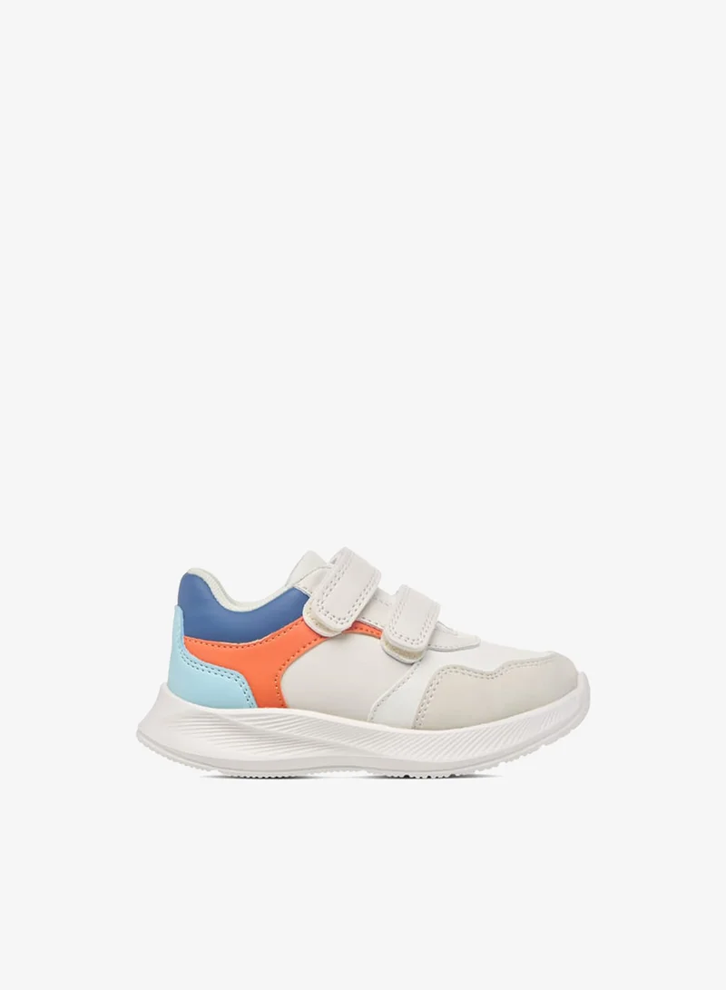 Barefeet Boys Colourblock Sneakers With Hook And Loop Closure