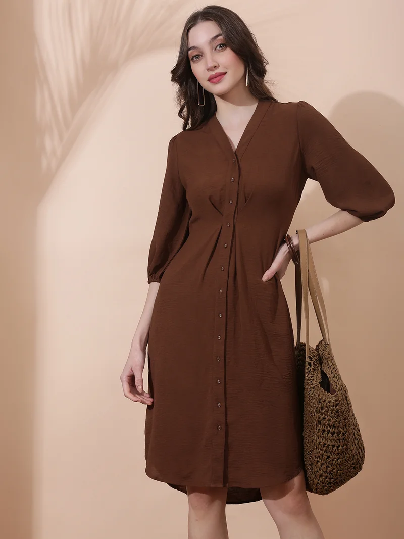 جلو باص Globus Women Brown Self Design V-Neck Pleated Detail Midi Shirt Style Dress