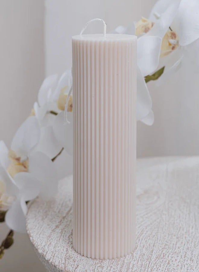 Joyful Trio Sculptural Candle - Image 4