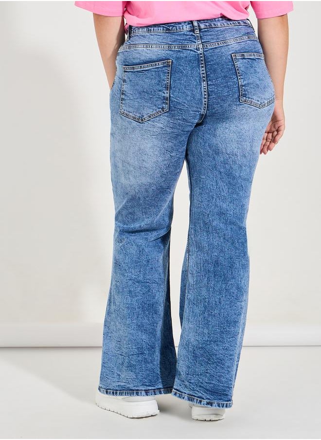 Styli Plus Size Wide Leg Faded Jeans  - Image 4