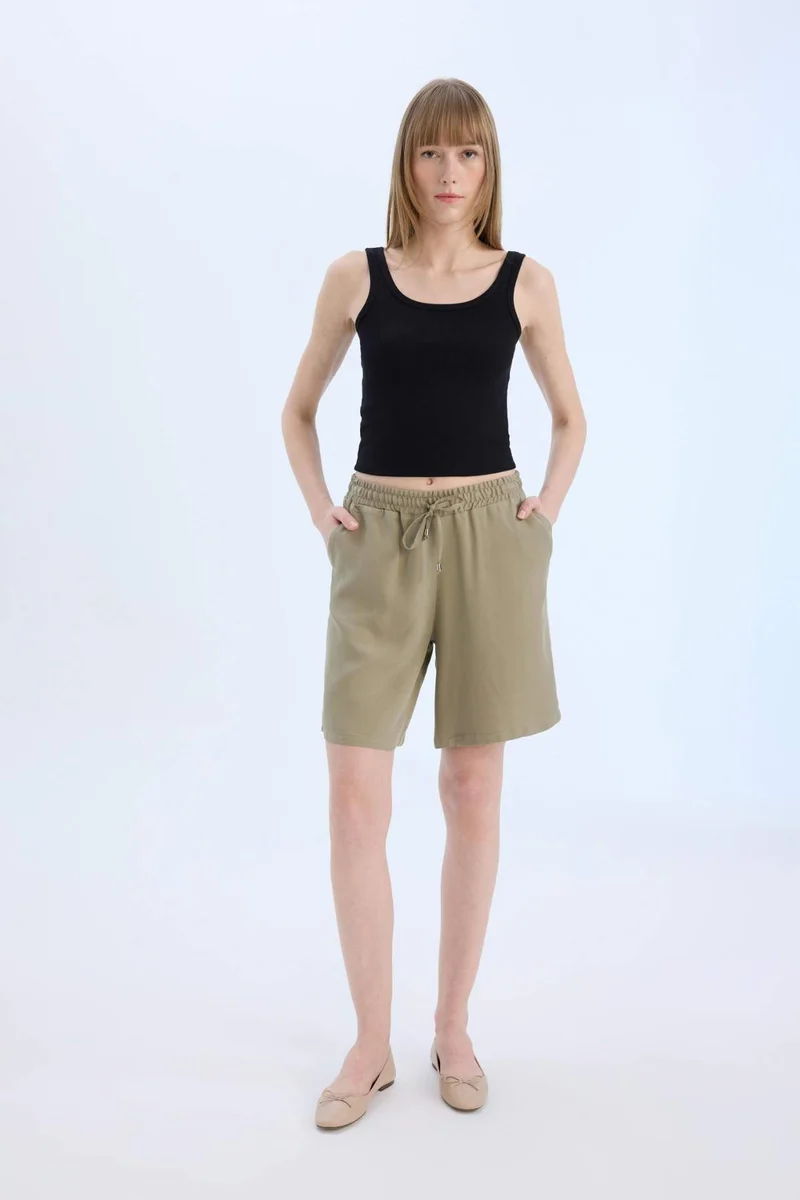 ديفاكتو Belmando High Waist Short Leg Shorts