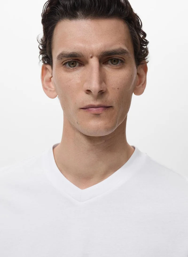 Mango Man V-neck T-shirt
