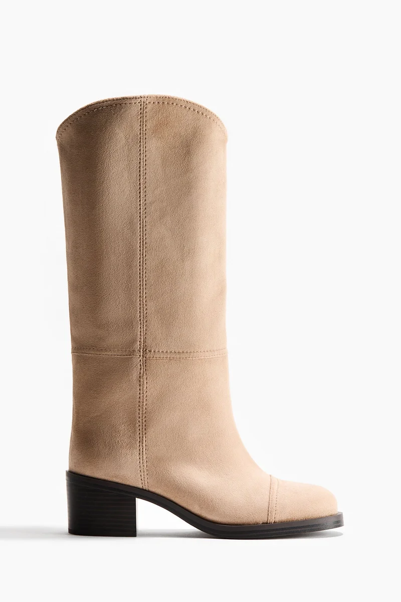 اتش اند ام بوت يصل إلى الركبة