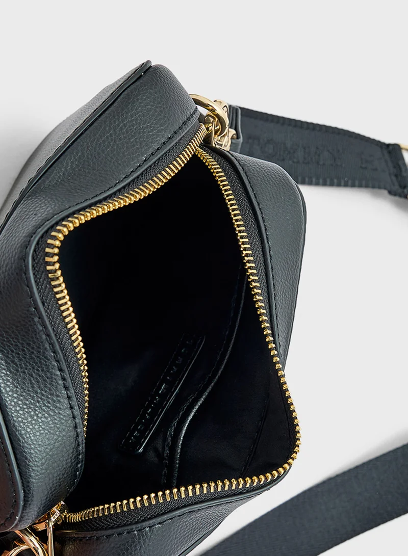 TOMMY HILFIGER Logo Detail Zip Over Crossbody