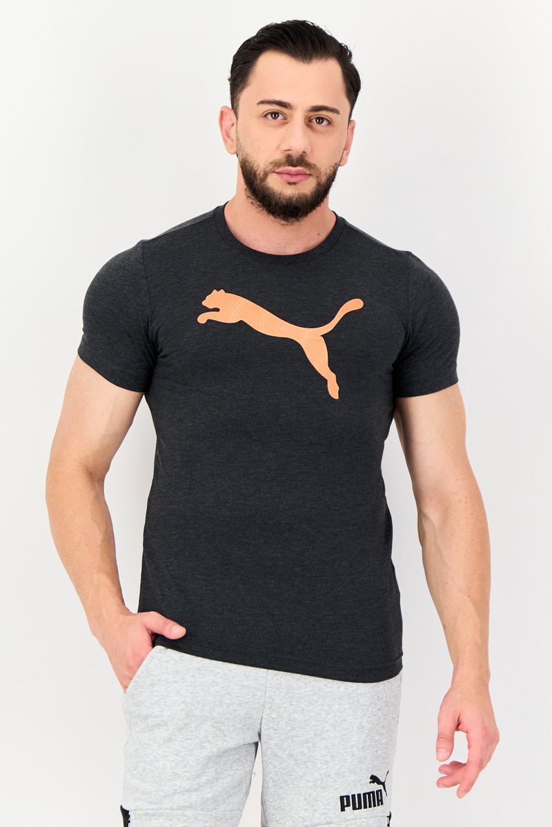 PUMA تي شيرت رياضي للرجال بأكمام قصيرة مناسب في الهواء الطلق، أسود هيثر - Image 1