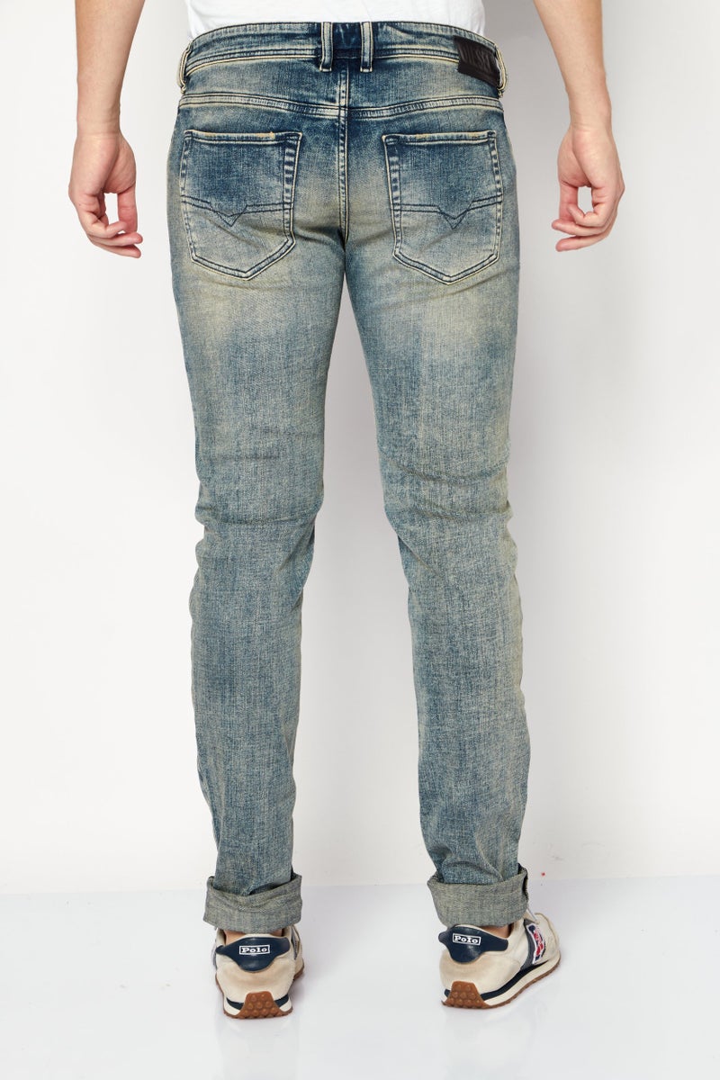 DIESEL جينز رجالي بقصة عادية، قابل للتمدد، غسلة زرقاء داكنة - Image 3