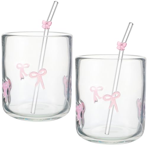Skylety كوب عصير زجاجي مزين بقوس وردي من سكايليتي 2 مجموعة مع مصاصات زجاجية بقوس وردي كوب جمالي سعة 14 أونصة كوب كوكتيل يدوي الصنع للنساء والأخوات والأصدقاء، غير مناسب للماء الساخن - Image 1