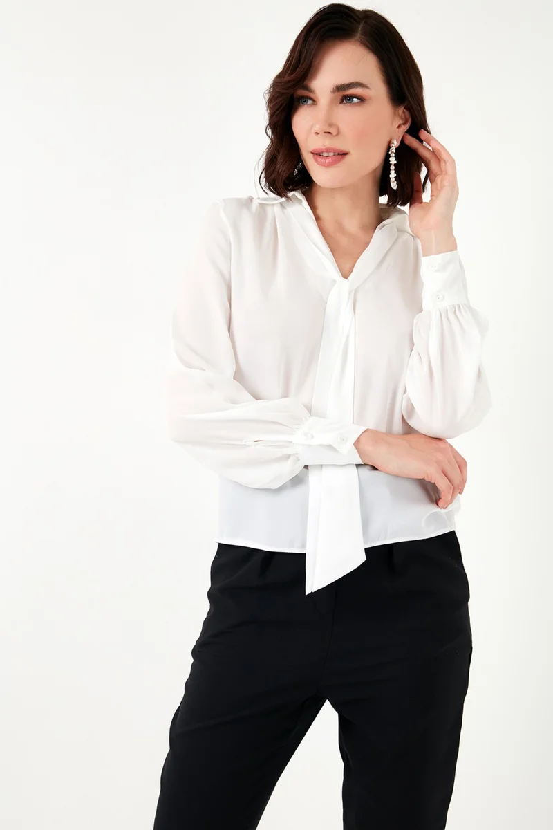 ليلا Lace Detailed V-Neck Chiffon Shirt Women's Shirt 611BZ004710