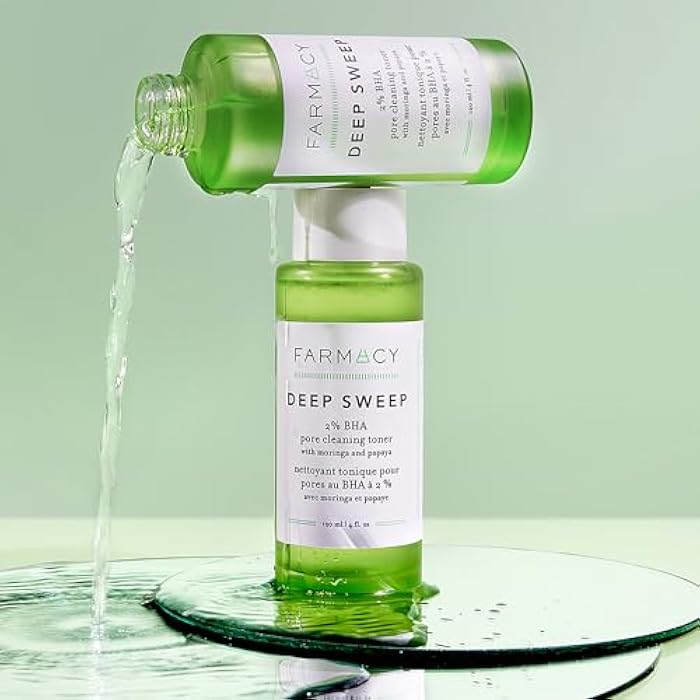Farmacy 2% Salicylic Acid Toner for Face - Deep Sweep Gentle BHA Exfoliant for Oily Skin - Refines Texture with Papaya Enzymes & Moringa Water for a Healthy-Looking Complexion (120ml) - Image 2