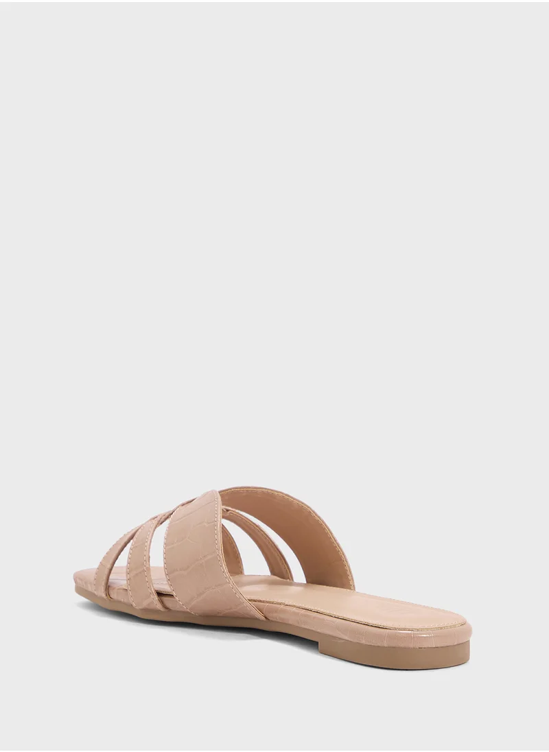 ايلا Casual Flat Sandal