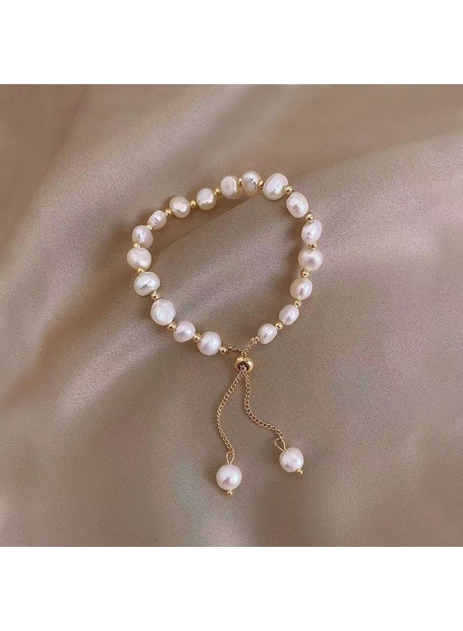 سوار لؤلؤي عصري فاخر بخفة الأناقة