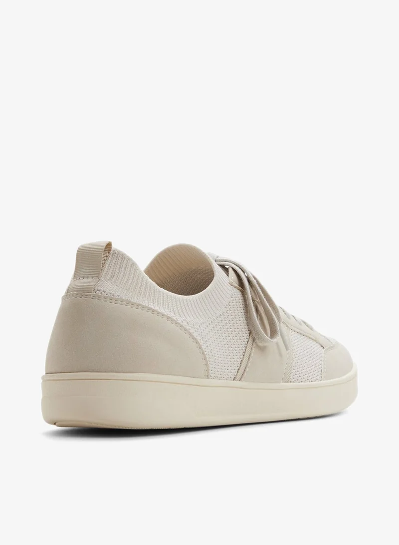 كول ات سبرنج WEYBRIDGE Solid Lace-Up Sneakers