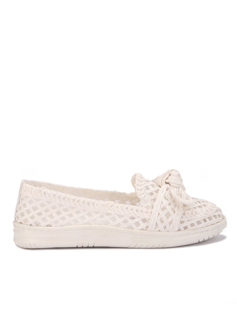 حذاء نسائي خفيف بنقشة شبكية وعقدة أمامية - مزيج مثالي من الراحة والأناقة - Image 4