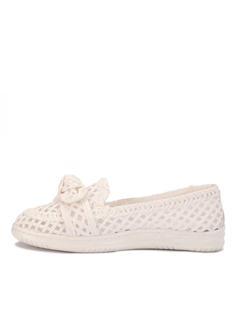 حذاء نسائي خفيف بنقشة شبكية وعقدة أمامية - مزيج مثالي من الراحة والأناقة - Image 5