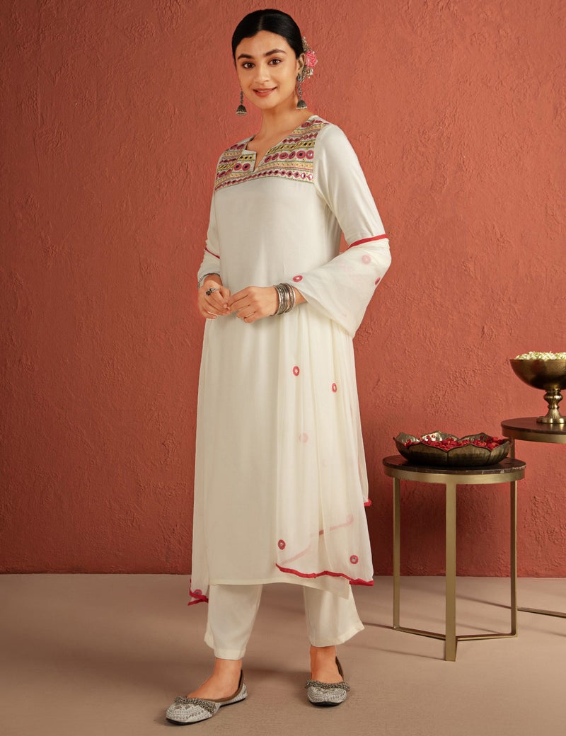 كاري طقم كورتا نسائي مستقيم مع عمل على المرآة ودوباتا شيفون - Image 5