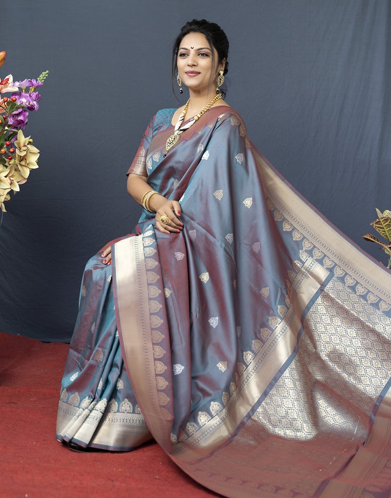 AMIRAT Women's Banarasi Silk Saree With Golden Zari Woven With Blouse Piece (Teal) - Image 5