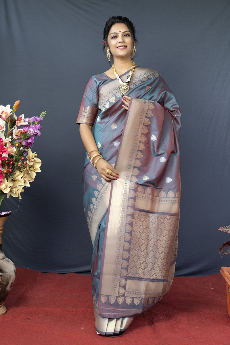 AMIRAT Women's Banarasi Silk Saree With Golden Zari Woven With Blouse Piece (Teal) - Image 2