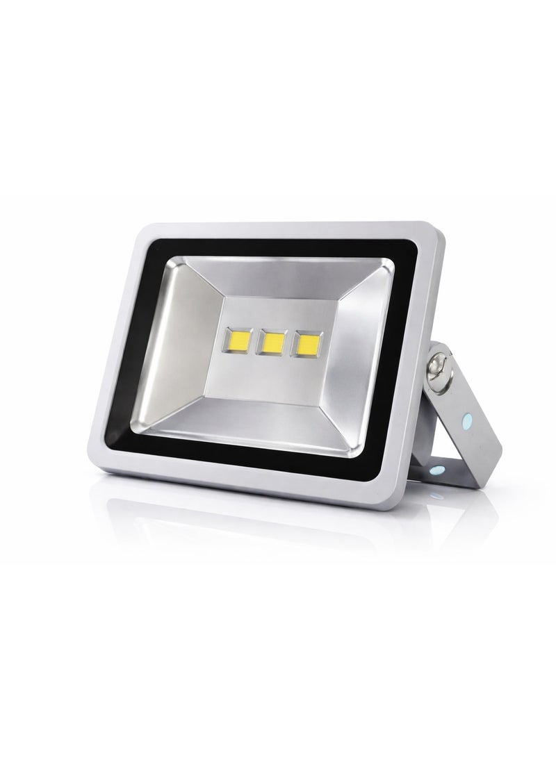 كشاف LED خارجي 150 واط مقاوم للماء IP65 ضوء أبيض بارد 6500K سطوع 10000 لومن هيكل من الألمنيوم كشاف أمني عالي القدرة 230 فولت - شركة ألمانية - Image 1