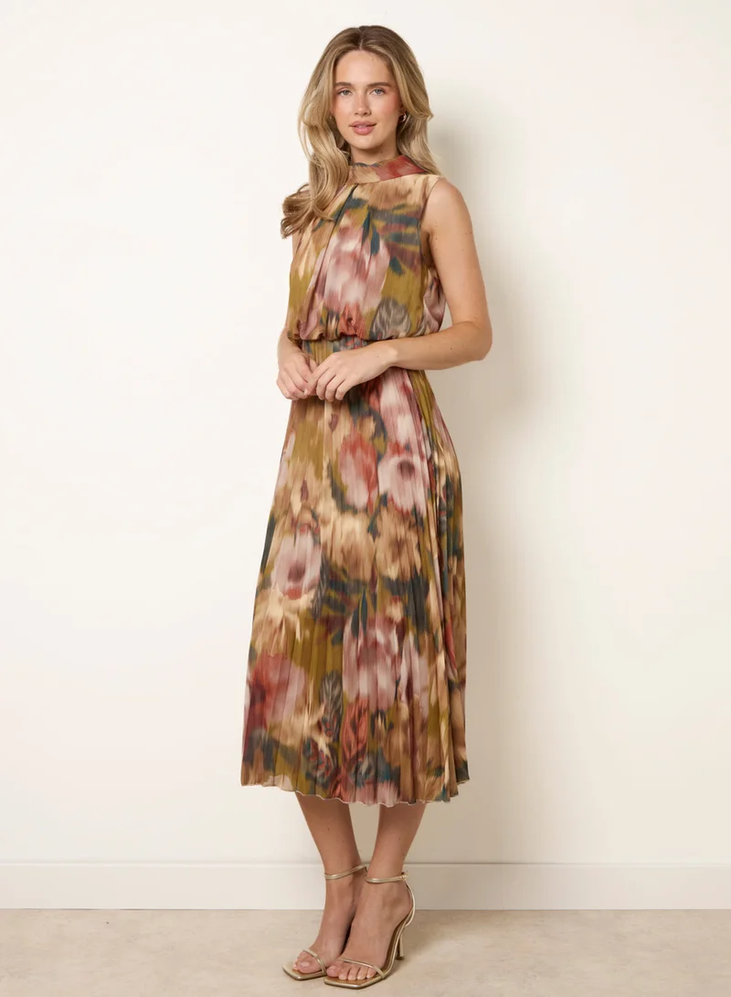 Sleeveless Cowl Neck Pleat Dress