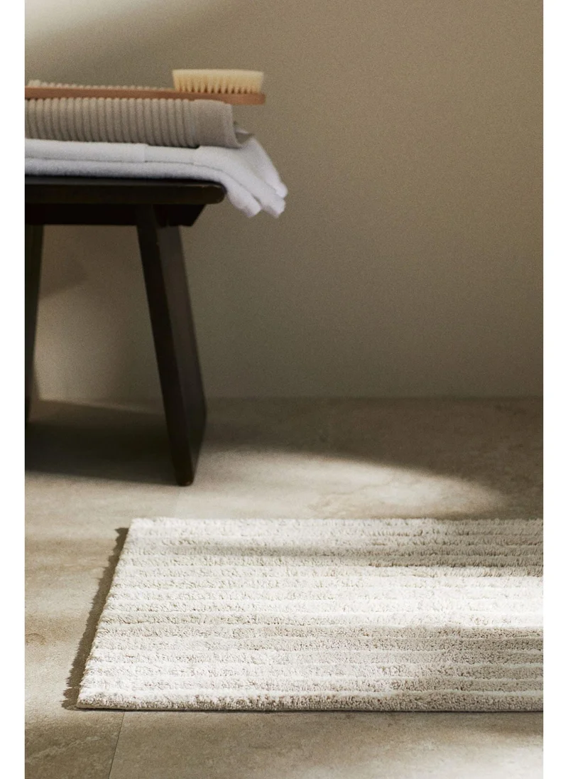 H&M Tufted cotton bath mat