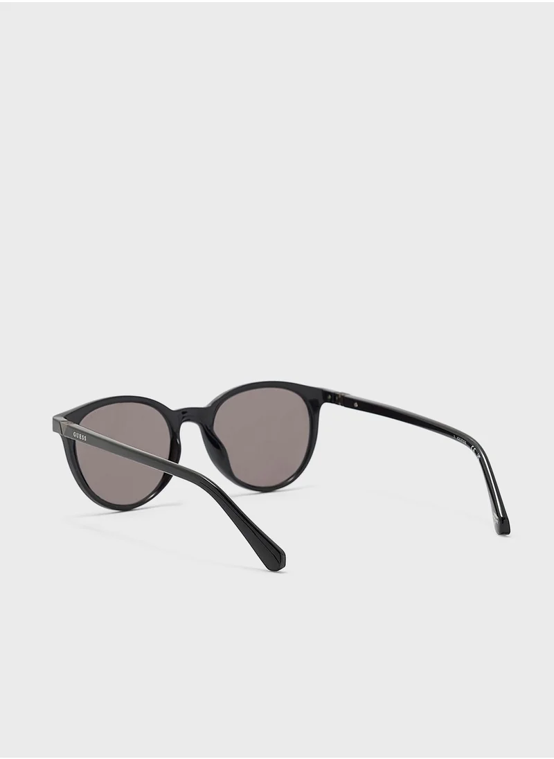 GUESS Round Sunglasses