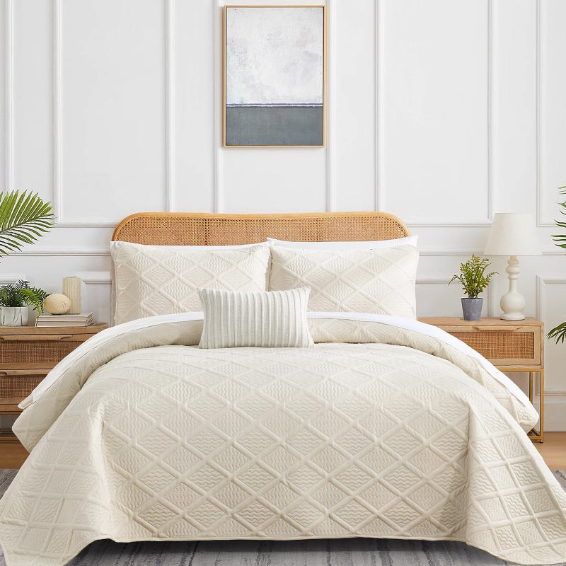 Yiran Quilt King Size Beige Summer Bedspreads Bedding Set 3 Pieces Thin Lightweight Microfiber Coverlet with 2 Pillow Shams for All Season - Image 2