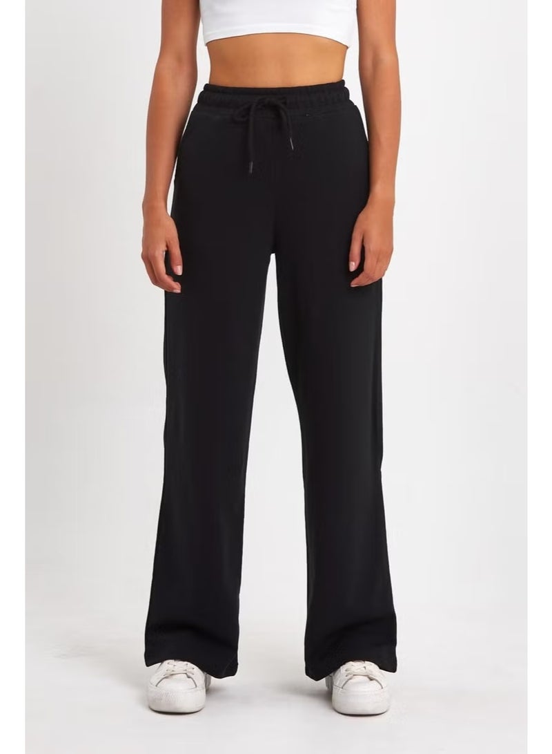 Women's Seasonal Casual Wide Leg Side Pocket Black Sweatpants - Image 2