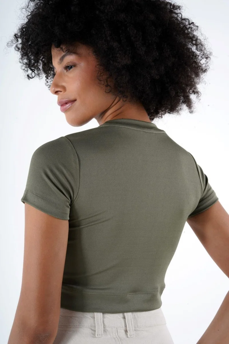 الكسندر جاردي Crew Neck Crop T-Shirt (B24-326A)