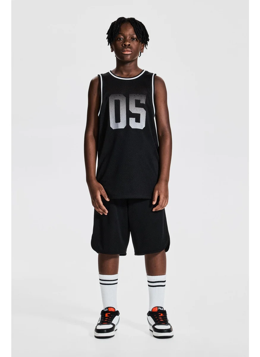 اتش اند ام 2-Piece Basketball Set