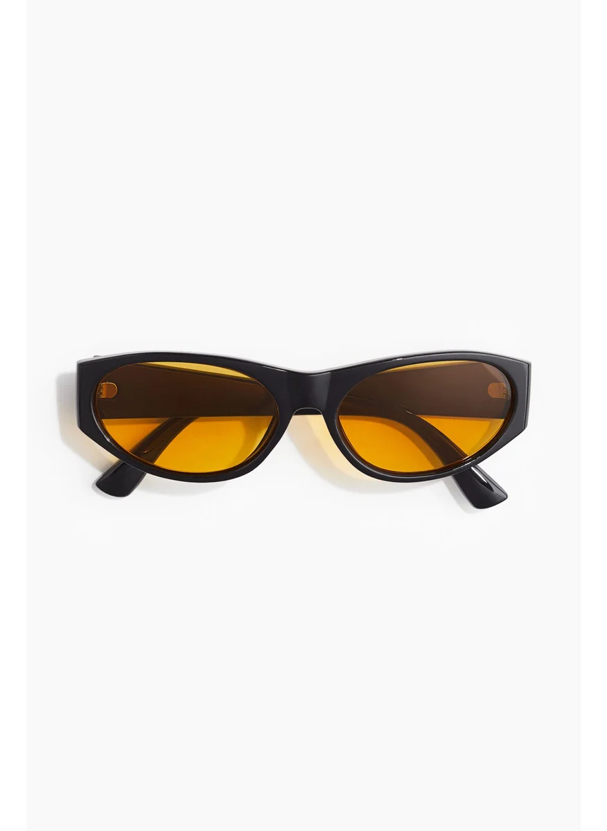 اتش اند ام Oval Sunglasses