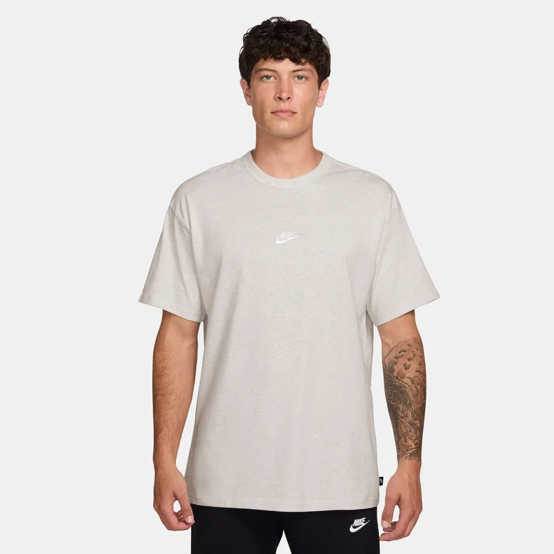 نايكي تيشيرت أساسي رياضي فاخر للرجال