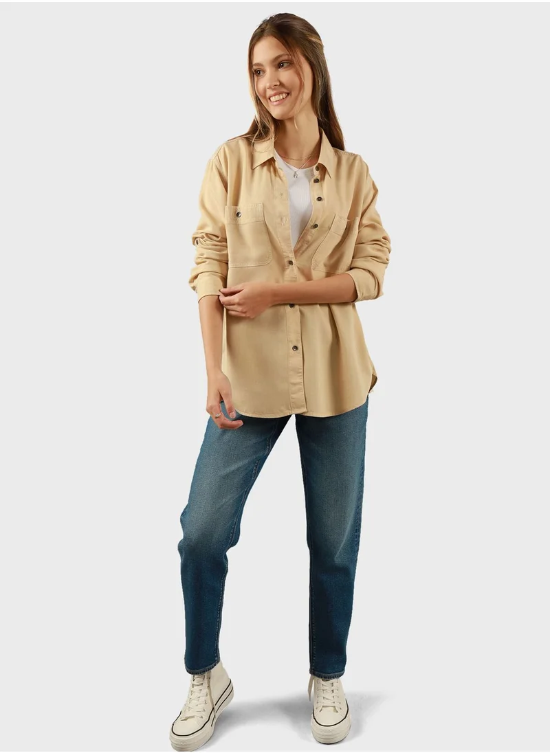 American Eagle Pocket Detail Button Down Shirt
