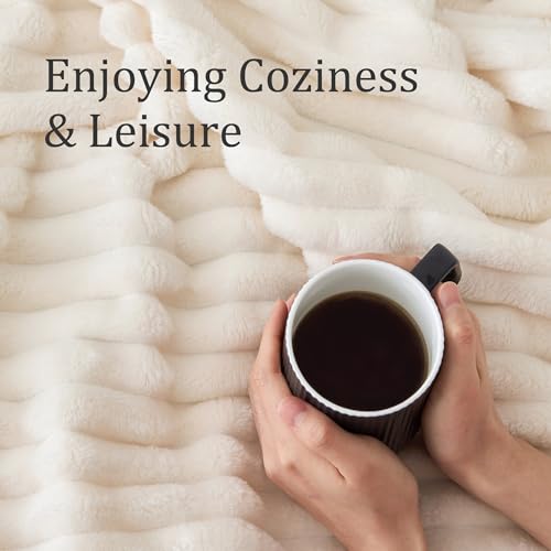 BEDELITE Twin Blanket for Couch & Bed, 300GSM Soft & Warm Fleece Blanket, Decorative and Giftable Striped Cream White Blankets for Women, Men, 60"x80" - Image 4