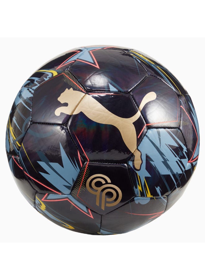 كرة قدم بتصميم جرافيك CP