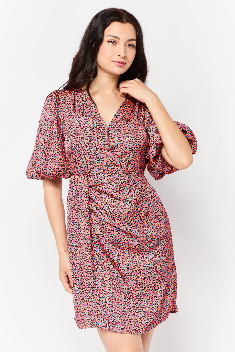 VERO MODA فستان ميني مطبوع بالكامل للنساء، متعدد الألوان - Image 1