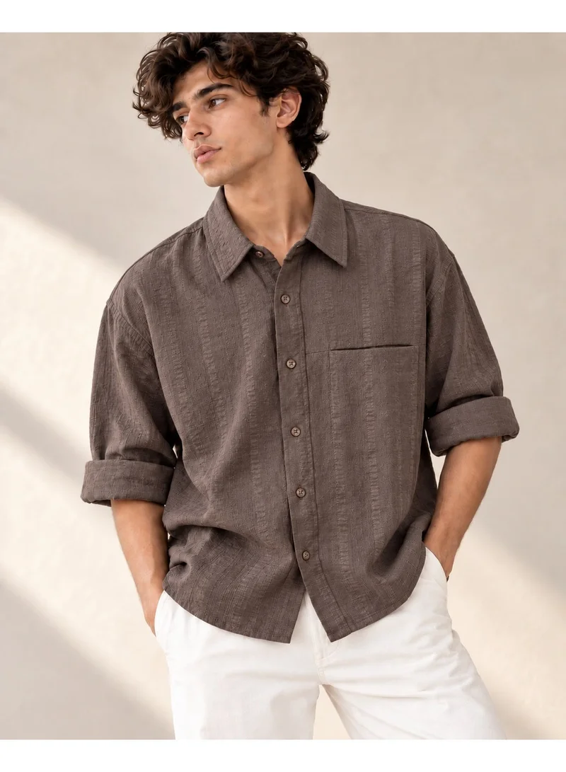 فكتور اند جين Men's Boxy Fit Textured Long Sleeve Shirt
