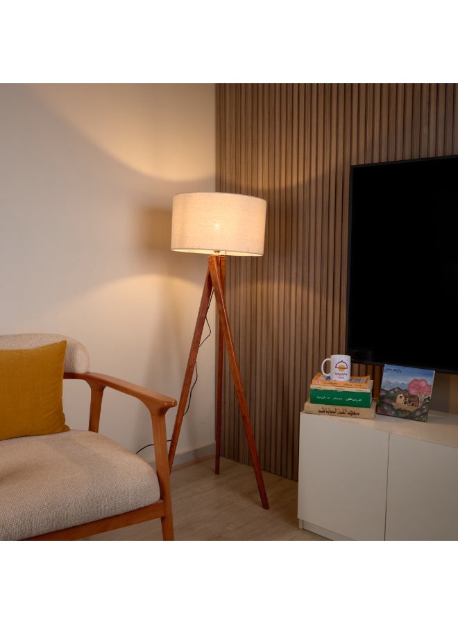 نجفة شوب لمبادير مودرن بقاعدة خشب زان غامق وشابوه كتان أوف وايت من نجفة شوب - Image 1