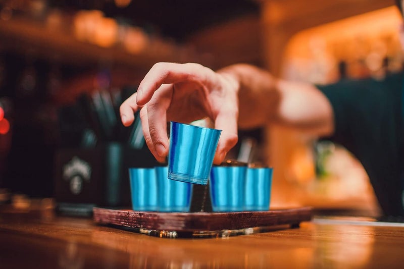 DecorRack كؤوس شوت نيون سعة 2 أونصة، أكواب بلاستيكية، أكواب حفلات قابلة للتصرف، كؤوس صغيرة (48 حزمة) - Image 4