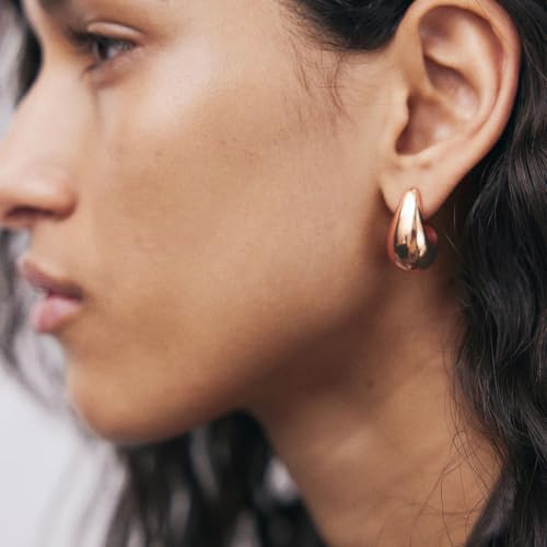 VAMA FASHIONS 5 Pairs Trendy Hypoallergenic Chunky Thick Open Hoop Huggies Stud Tear Drop Lightweight Ear Earrings Set for Women & Girls (Rose Gold Plated Tear Drop Earring) - Image 5