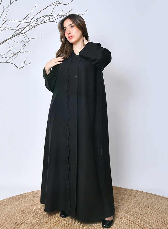 عبايات حوراء عباية سوداء بتصميم مموج أنيق – إطلالة عملية من عبايات حوراء - Image 2