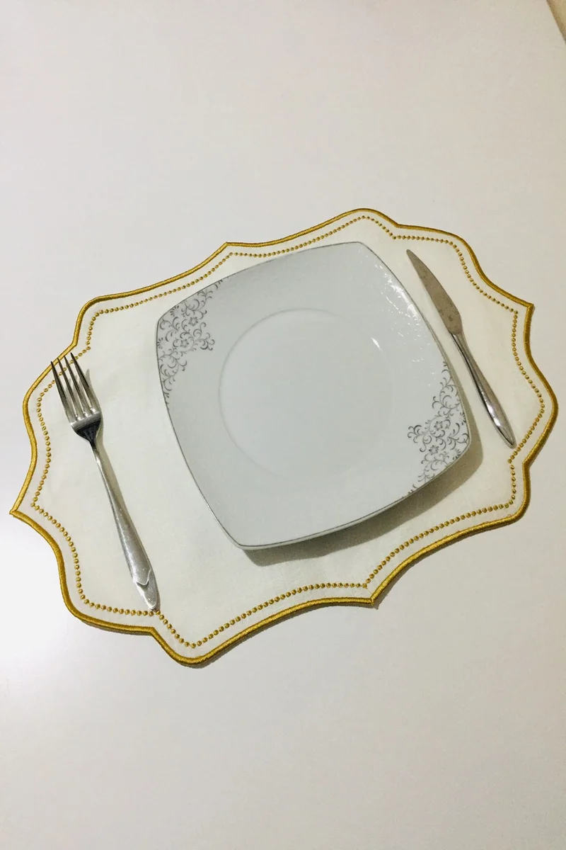 Nisahometeks 6 Pieces Embroidered Linen Placemat - Linen Plate