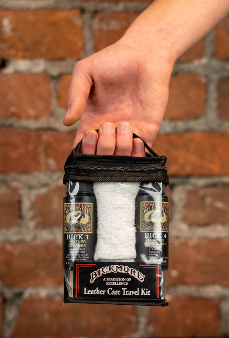 Bickmore مجموعة العناية بالسفر للأحذية والجزمة من بيك موري - إصلاحات، تلميع وتألق المنتجات الجلدية أثناء التنقل - Image 3