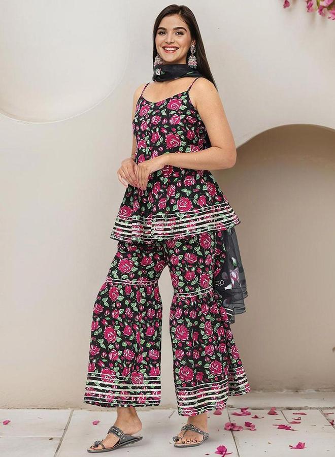 Ishin Black Floral Cotton Kurta with Pants and Dupatta Set - Image 3